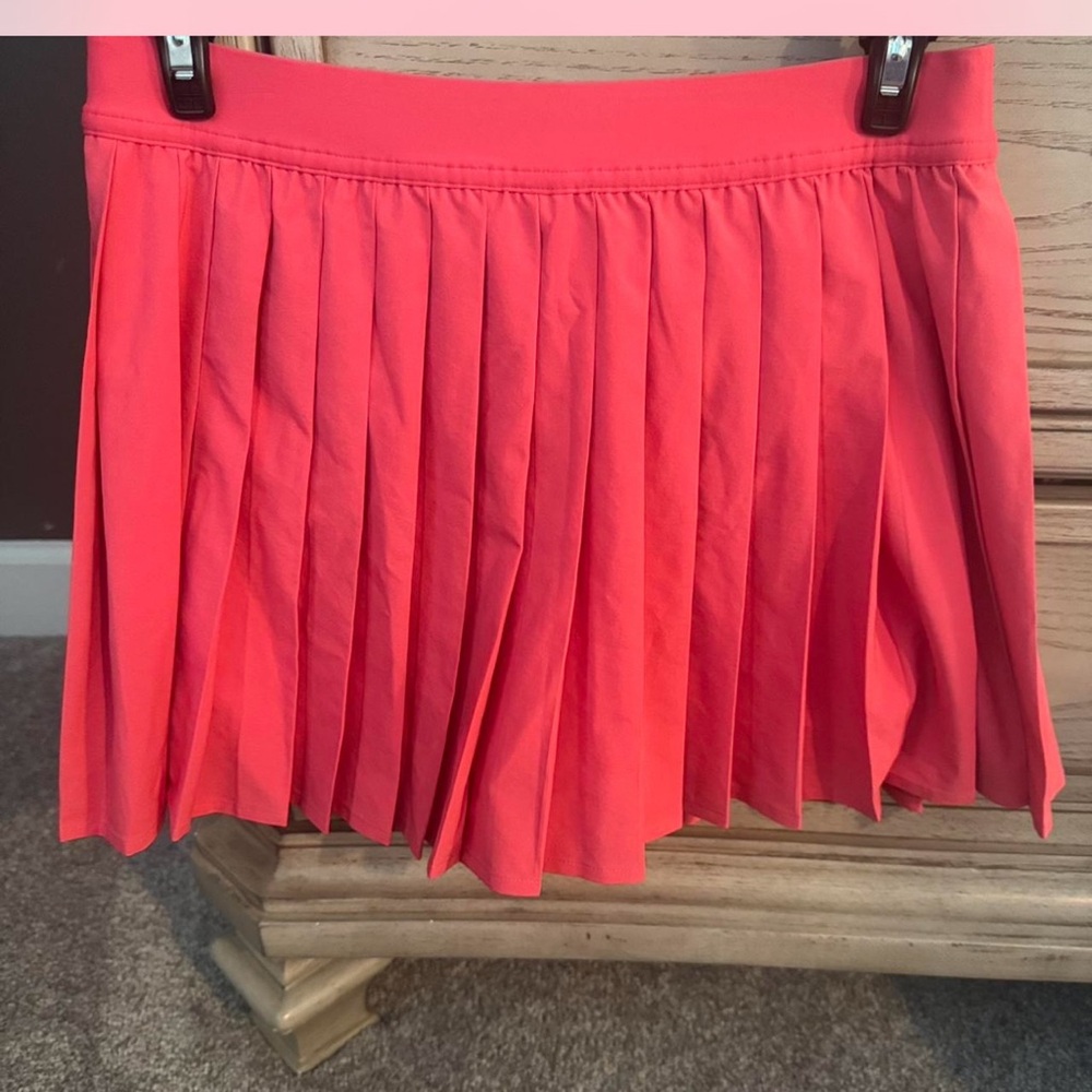 Lululemon Athletica pleated  Mini Skirt
